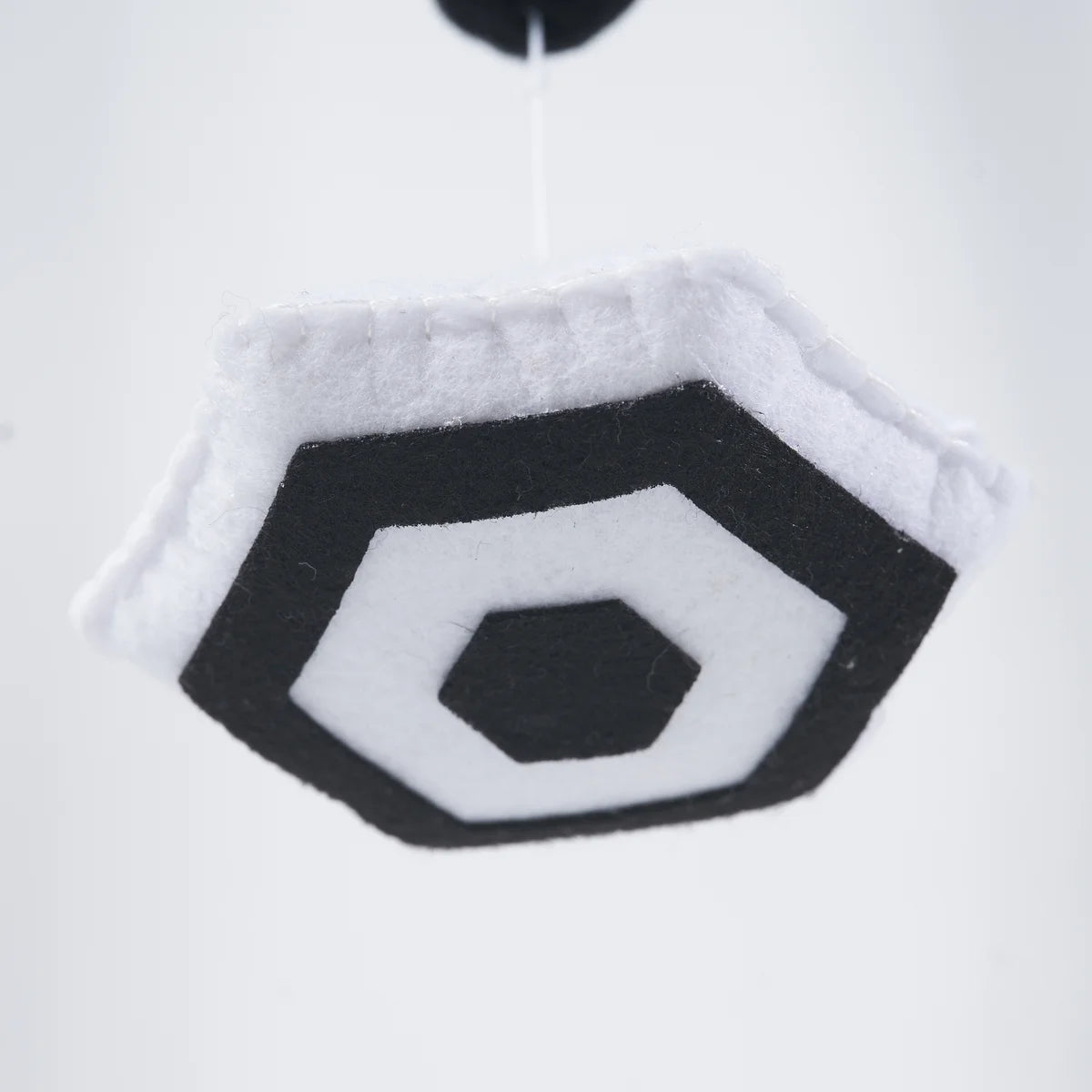 montessori black & white geometry musical baby crib mobile