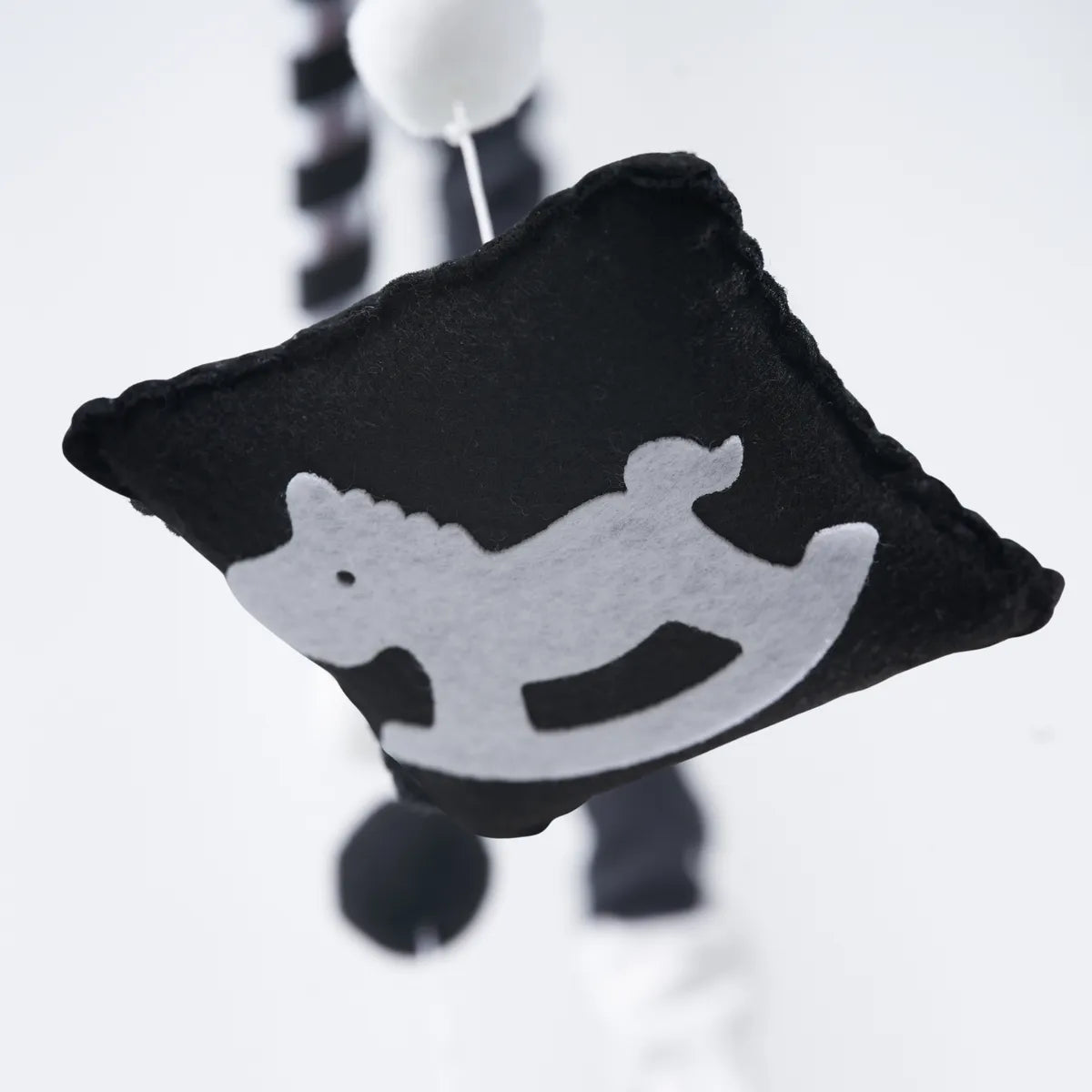 montessori high contrast black & white animal musical baby crib mobile