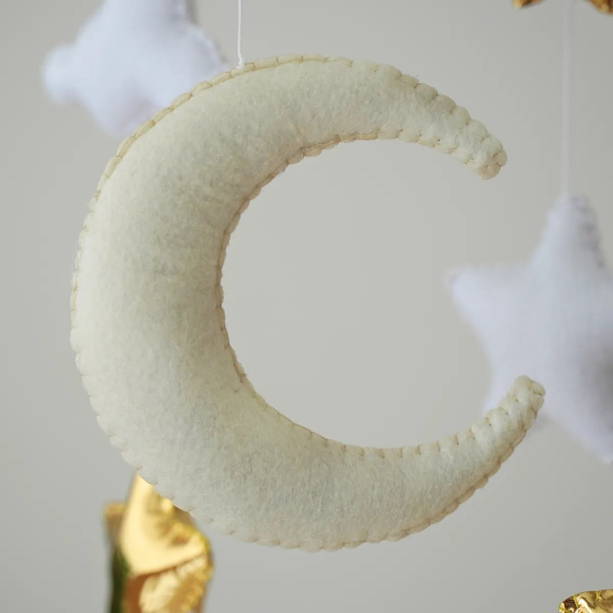 moon & stars musical baby crib mobile